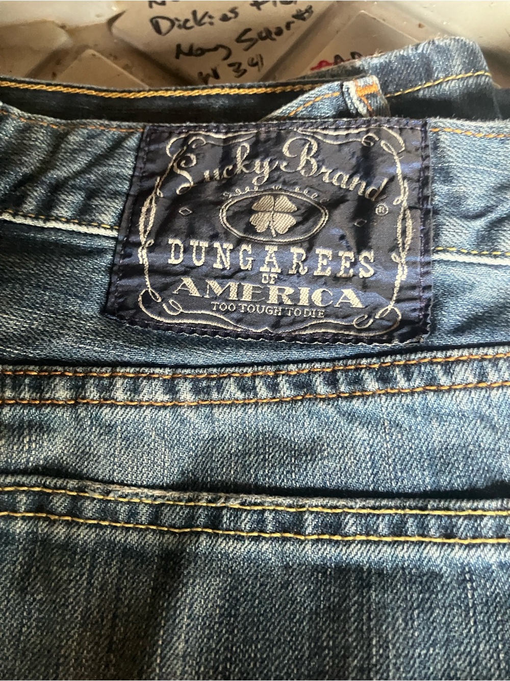 Lucky Brand Blue Denim Men’s Relaxed Jeans W34 short